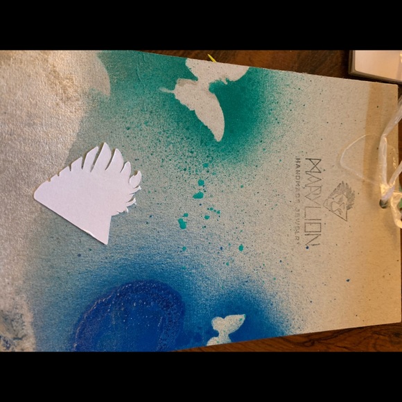 Hummingbird earrings - Picture 2 of 5